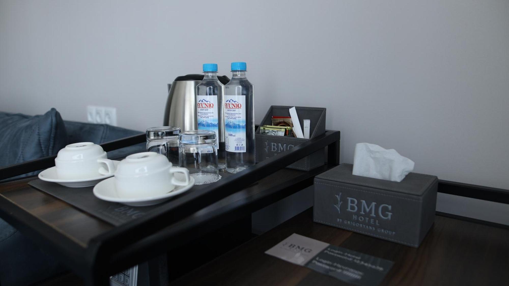Bmg Hotel By Grigoryans Group Goris Exteriör bild